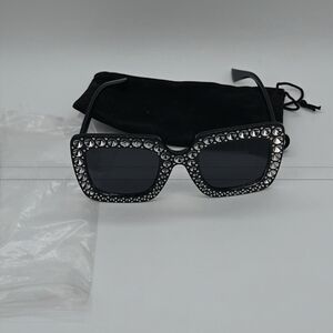 SU1 -Black Embellished Sunglasses